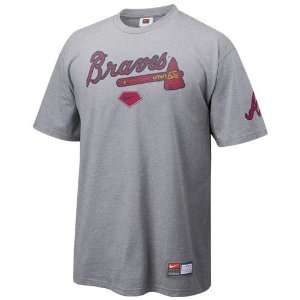  Nike Atlanta Braves Ash Practice T shirt: Sports 