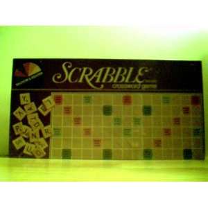  Scrabble Board Game 1982 Edition: Toys & Games