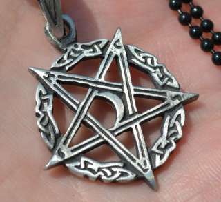 Pentagram wicca pagan occult satanic satan pentacle pewter pendant 