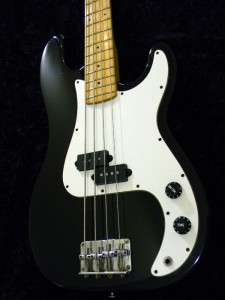 Washburn Bass Guitar Black ST Type Body Maple Fretboard P Style Neck 