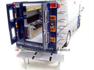 FREIGHTLINER MT 55 EMT K 9 POLICE 132 DIECAST MODEL  