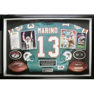  Dan Marino Miami Dolphins Autographed Shadowbox: Sports 