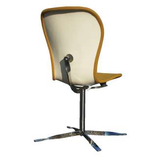 Gideon Kramer Ion Chair American Desk Corporation  