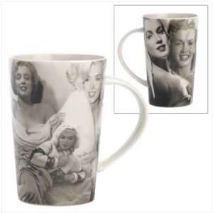  Marilyn Monroe Collage Mug