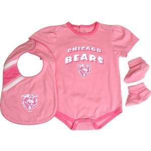   Bears Newborn Girls Pink Creeper, Bib & Bootie Set: Sports & Outdoors