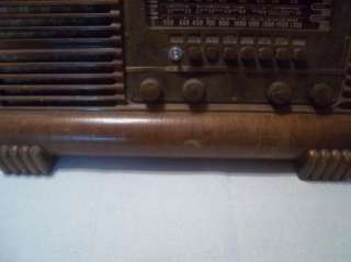   Tube Radio Wood Overseas, Police & Broadcast Bands Model 41 255  