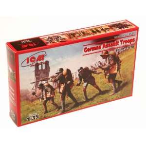  German Assault Troops 1917 1918 (4) 1 35 ICM Models Toys & Games