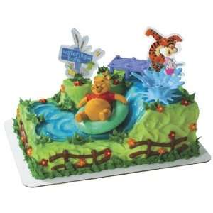   : Winnie the Pooh Watering Hole Cake Decorating Set: Everything Else