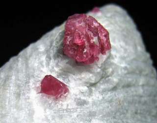 Gem Red Spinel Crystal,Mineral Specimen spyn9iaz121  