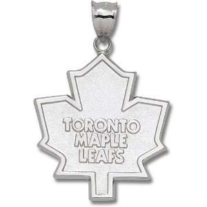  Toronto Maple Leafs Logo Giant Charm/Pendant: Sports 