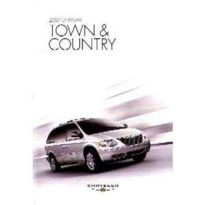    2007 CHRYSLER TOWN & COUNTRY Sales Brochure Book: Automotive