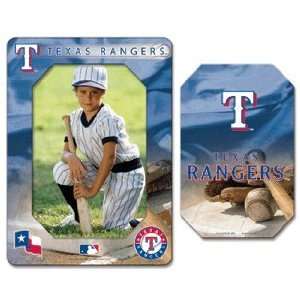   Texas Rangers Magnet   Die Cut Vertical:  Sports & Outdoors
