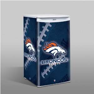  Denver Broncos Large Refrigerator Memorabilia. Sports 