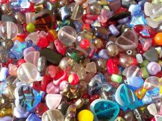 20g MIXED ASSORTMENT COLOURFUL PRESSED GLASS BEADS  