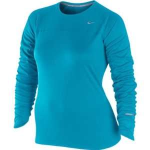    NIKE EXTENDED L/S NIKE MILER TOP (WOMENS): Sports & Outdoors