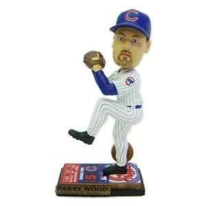  Chicago Cubs MLB Legends Of The Field Bobble Head Sports 
