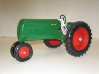 Up for sale is a 1/16 OLIVER Model 70 Row Crop tractor. Tractor is 