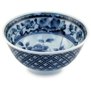    Ceramic Bowl   Blue and White Floral Design: Kitchen & Dining