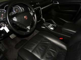 Porsche : Cayenne Turbo in Porsche   Motors
