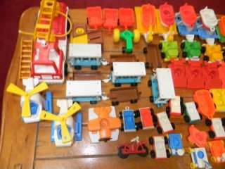   PRICE LITTLE PEOPLE LOT 75 pieces CARS VEHICLES BOATS AIRPLANES  