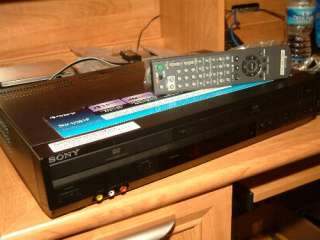 SONY DVD/VCR COMBO SLV D281P DVD PLAYER VCR RECORDER 0027242692206 