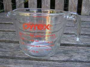 VINTAGE PYREX GLASS JUG MADE IN THE USA  