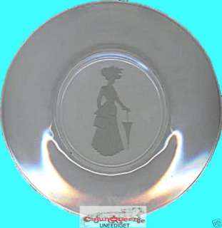 VINTAGE AVON CLEAR GLASS PLATE GIBSON GIRL MOTIF 8 IN  
