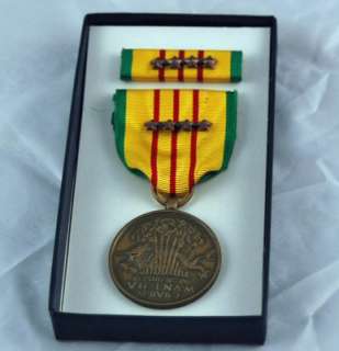 Vietnam Service Medal & 4 Bronze Stars Box Dated 1969  
