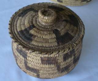 Ca. 1920 Papago lidded basket with straight sides, flat  