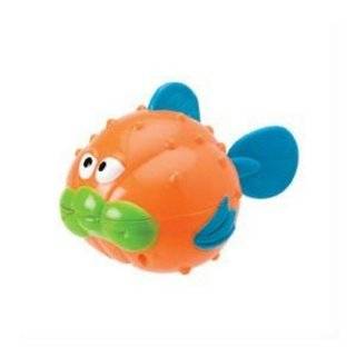 CLOWN FISH Wind Up Toy   They Swim In Water! : Toys & Games :  