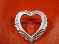 SILVER STERLING VINTAGE LAMODE ETCHED HEART BROOCH PIN  