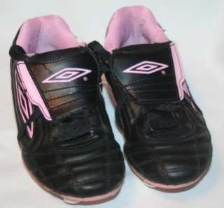 UMBRO Girls Youth Soccer Cleats Pink Black 3 EUC HCTS  