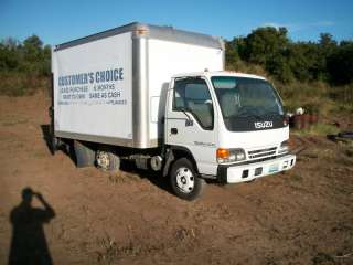 2004 Isuzu NPR box truck FOR PARTS  