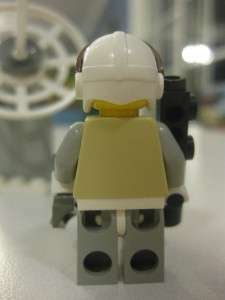 Up for auction is a LEGO Star Wars Rebel Hoth Trooper with Ion Cannon 