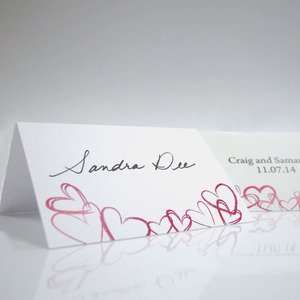  Contemporary Hearts Place Card With Fold   Package of 24 