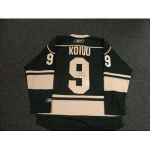   Uniform   3rd Reebok   Autographed NHL Jerseys: Sports & Outdoors