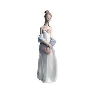 Lladro Nao Porcelain Figurine Sweet Elegance 