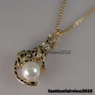   Gold GP Swarovski Crystal Pearl Leopard Pendant Necklace NL136  